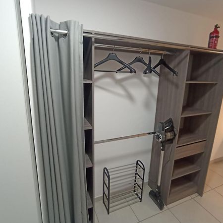 Studio Avec Parking Prive, Piscine Plage 300M Antibes Zewnętrze zdjęcie