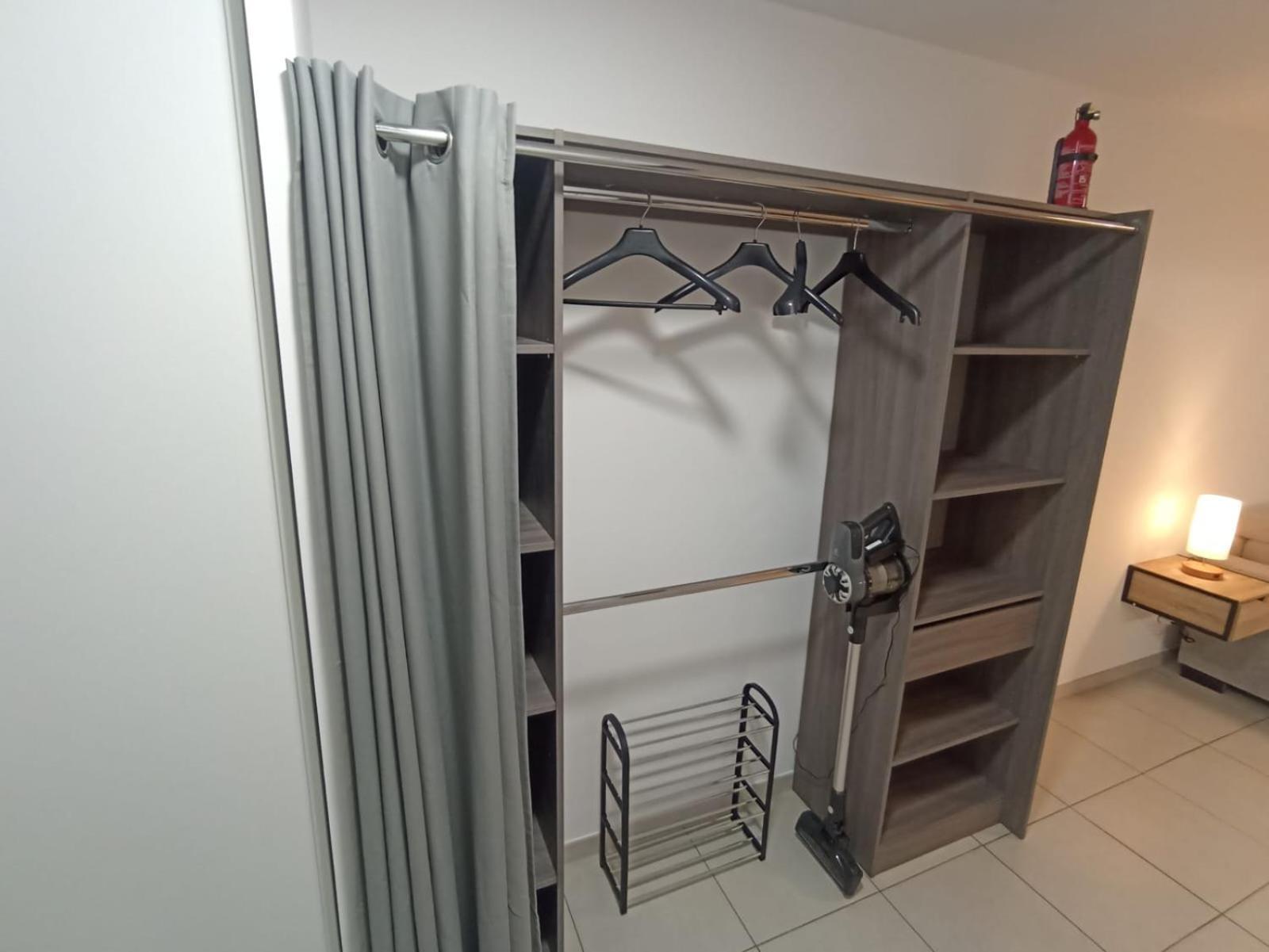 Studio Avec Parking Prive, Piscine Plage 300M Antibes Zewnętrze zdjęcie