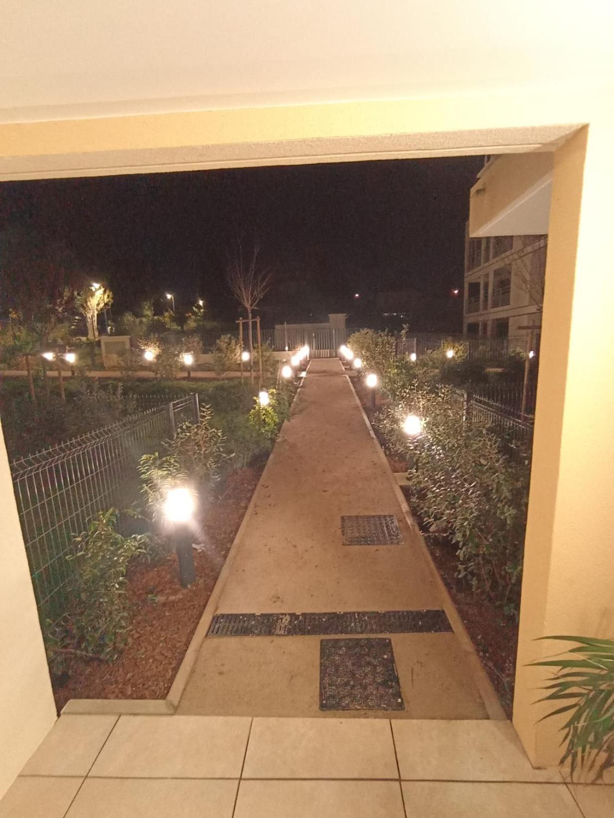Studio Avec Parking Prive, Piscine Plage 300M Antibes Zewnętrze zdjęcie