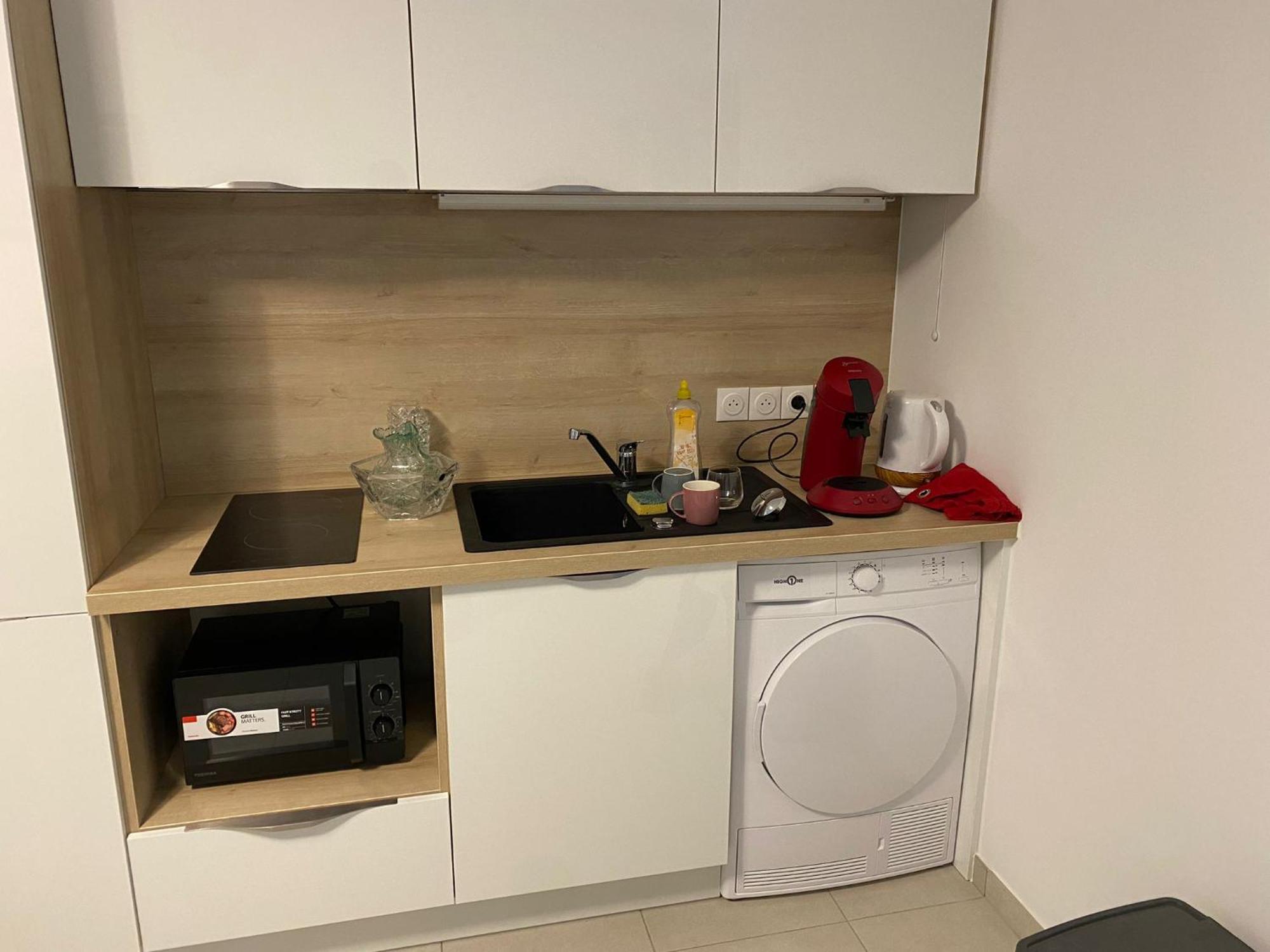 Studio Avec Parking Prive, Piscine Plage 300M Antibes Zewnętrze zdjęcie